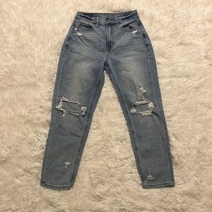 American Eagle Mom Jean